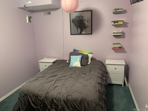 19083 Mansfield Dr, Aurora CO 80013-3657 exterior