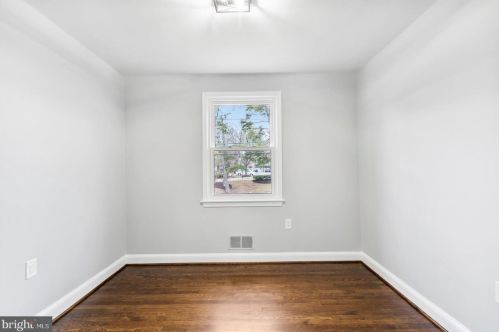 13201 Kara Ln, Silver Spring MD 20904-3423 exterior