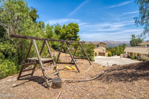 74 La Paz Ct, Simi Valley, CA 93065-4023