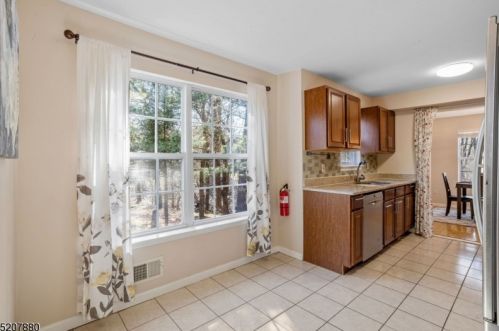 22 Grant Way, Princeton NJ  08540-1600 exterior