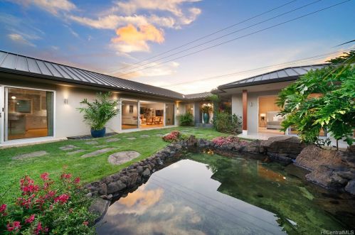 1212 Hunakai St, Honolulu HI  96816-4615 exterior