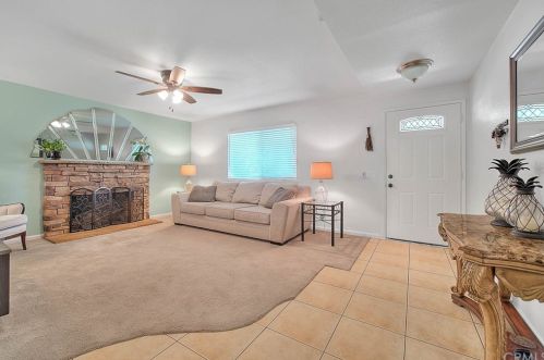 4046 Columbia Ave, Riverside CA  92501-1526 exterior