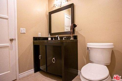 1463 Beaudry Blvd, Glendale CA  91208-1707 exterior