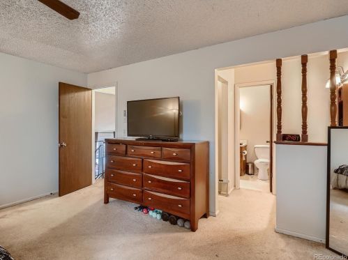 5321 Pagosa Way, Aurora CO 80015-2452 exterior