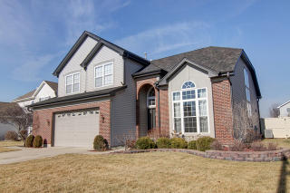958 Brassfield Ave, Romeoville, IL 60446-3958