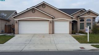 2394 Kaiser Creek Ave, Tulare, CA 93274-4665