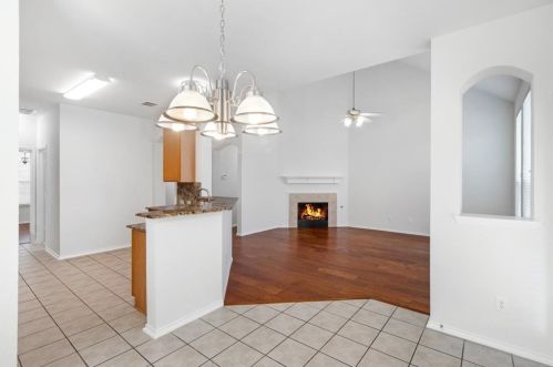 950 Grn Pond Dr, Garland TX 75040-1075 exterior