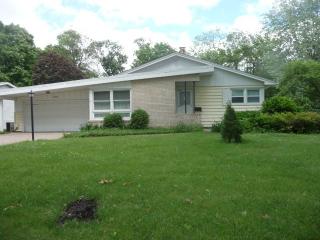 3112 46th St, Moline IL  61265-5632 exterior