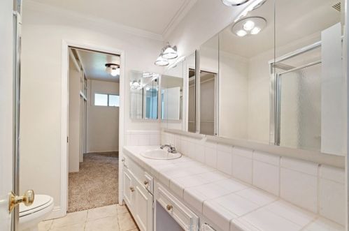 2935 Westridge Rd, Riverside CA  92506-4448 exterior