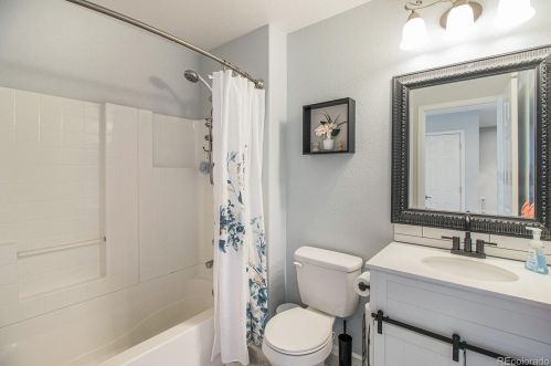 8068 Kalispell Way, Englewood CO  80112-4636 exterior