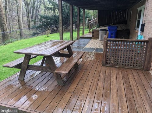 10615 Meadowhill Rd, Silver Spring MD 20901-1532 exterior