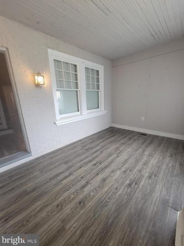 5705 Marshall St, Philadelphia PA  19120-2215 exterior