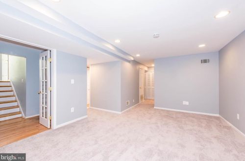 5612 Thicket Ln, Columbia MD  21044-2527 exterior