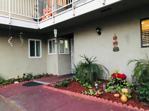 1257 Grand Ave, Escondido, CA 92027-3059