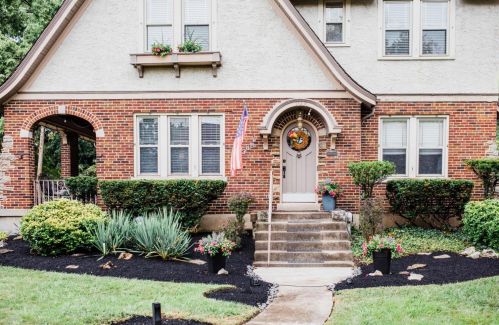 1348 Covedale Ave, Cincinnati OH  45238-3860 exterior