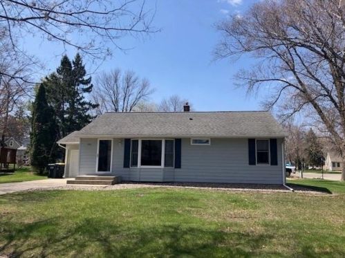 700 Bonham Blvd, Willmar, MN 56201-2953