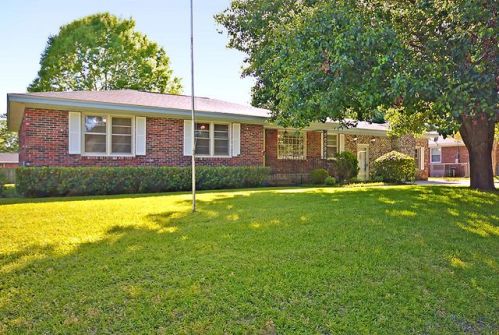 112 Adams Ave, Ladson, SC 29456-5406