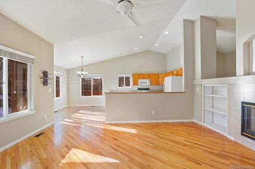 4721 Danube Cir, Aurora CO  80015-4958 exterior