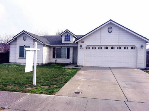 1116 Liberation Way, Lemoore, CA 93245-9157