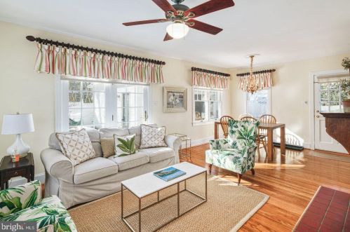 210 Jefferson Ave, Haddonfield NJ 08033-3410 exterior