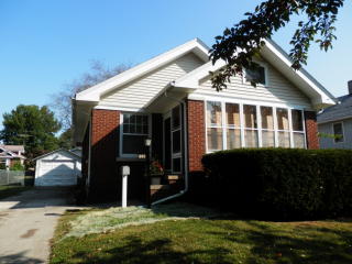 839 Warren St, Galesburg, IL 61401-3824