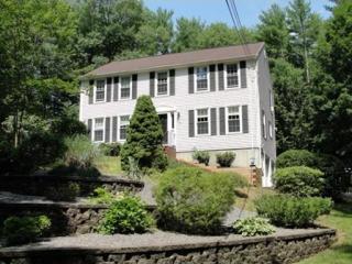 54 Golden Meadow Rd, Hampstead, NH 03841-2389
