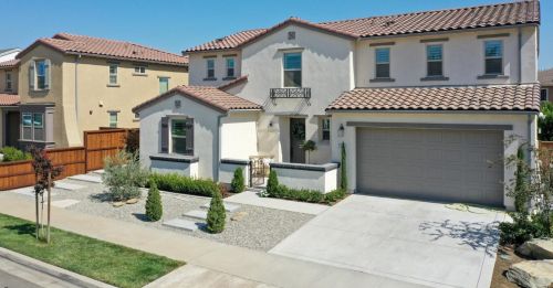 2325 Tori Way, Valley Home, CA 95361-8925