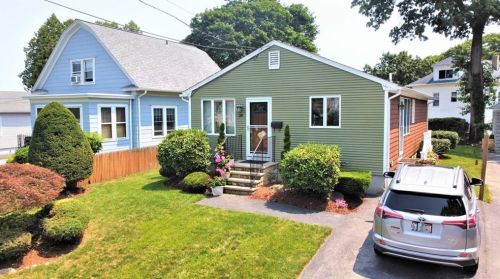 24 Homefield Ave, Providence, RI 02908-1810
