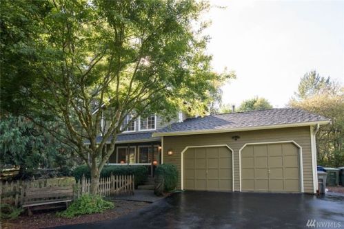 2823 222nd Pl, Redmond, WA 98075-9529