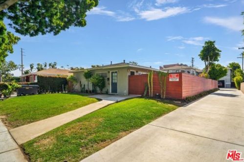 2428 Kansas Ave, Santa Monica, CA 90404-6916