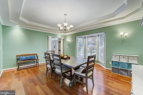 4933 Aspen St, Shady Side MD  20764-9667 exterior