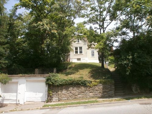 164 Forest Ave, Cincinnati OH  45220-1361 exterior