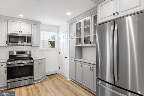 347 Ardmore Ave, Tavistock NJ  08033-1001 exterior