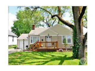 2242 Seminole Ave, Springfield OH  45506-3228 exterior