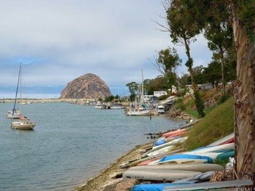 170 Bayshore Dr, Morro Bay, CA 93442-2762