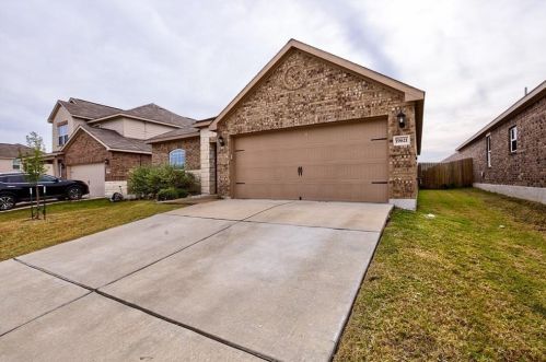 19621 Smith Gin St, Webberville TX  78653 exterior