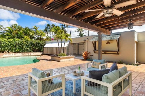 4678 Kahala Ave, Honolulu HI  96816-5211 exterior