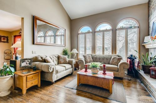 5897 Pagosa Way, Aurora CO 80011-4931 exterior