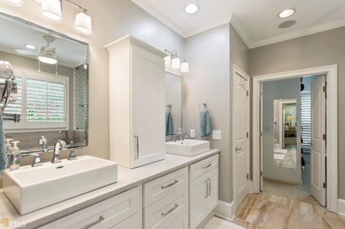 1500 Brookhaven Trce, Atlanta GA  30319-2557 exterior
