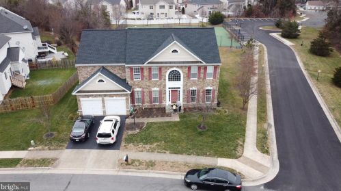 12256 Scarlet Maple Dr, Gainesville, VA 20155-3873