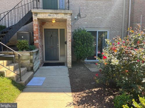 4611 Logsdon Dr, Annandale, VA 22003-3527