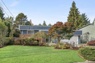 5329 155th Ave, Redmond, WA 98052-5107