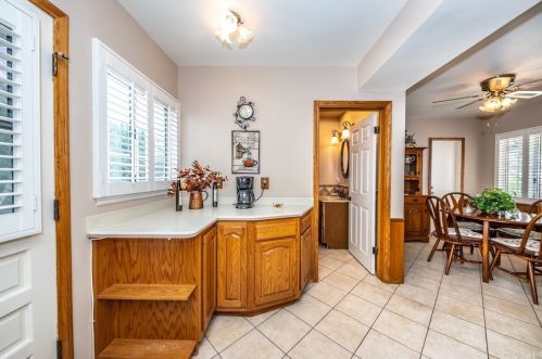 1851 Random Dr, Anaheim CA  92804-2664 exterior