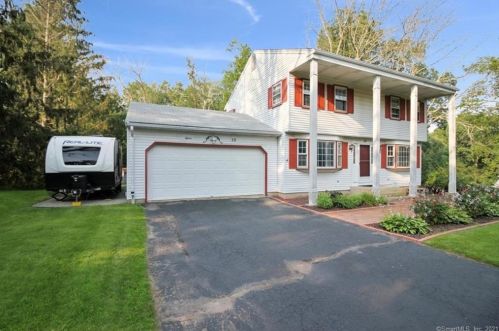 15 Brighton Rd, Hebron, CT 06248-1002