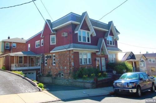 243 Crystal St, North Arlington, NJ 07031-5505