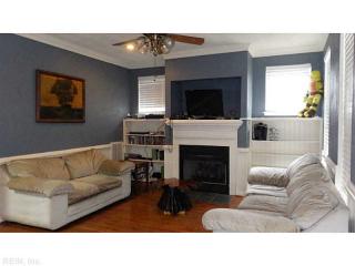 9523 1st View St, Norfolk VA  23503-2810 exterior