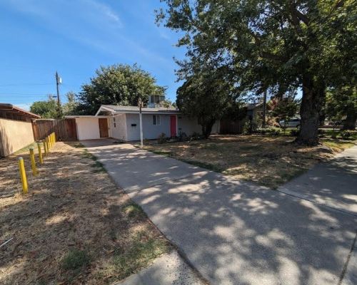 630 Hudson Ln, Modesto, CA 95351-3122