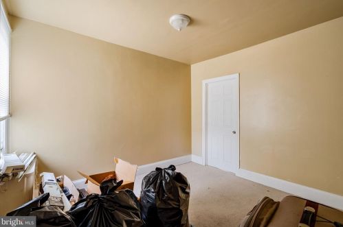 1745 19 St, Philadelphia PA  19145-2120 exterior