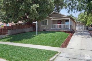 33 Harriet St, Altadena, CA 91001-5035