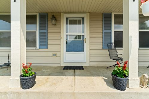 705 Charles Dr, Antioch, IL 60002-8936